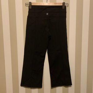 Lululemon cropped pants